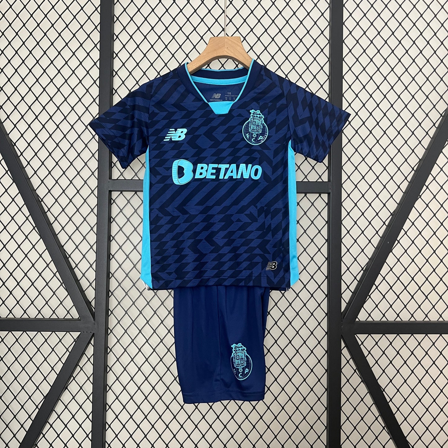 Conjunto Infantil Porto Away III 24/25