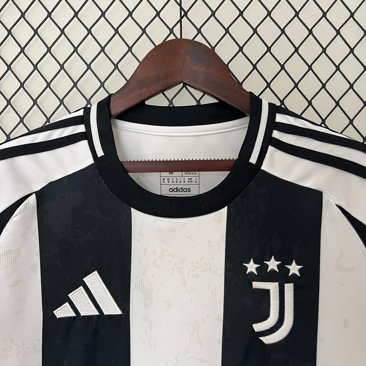 Camisa Juventus Home 24/25 - Torcedor Masculina Lançamento