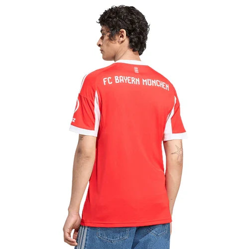 Camisa Bayern de Munique Home 25/26 - Torcedor Masculino - Vermelho e Branco