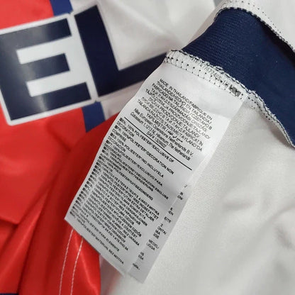 Camisa Paris Saint Germain PSG Retrô Away 98/99 - Retro Masculina - Branco, Azul e Vermelho