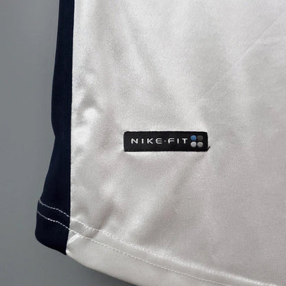 Camisa Paris Saint Germain PSG Retrô Away 98/99 - Retro Masculina - Branco, Azul e Vermelho
