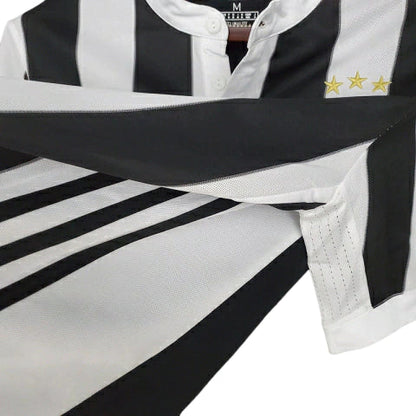 Camisa Juventus Retrô 2017/2018 Preta e Branca