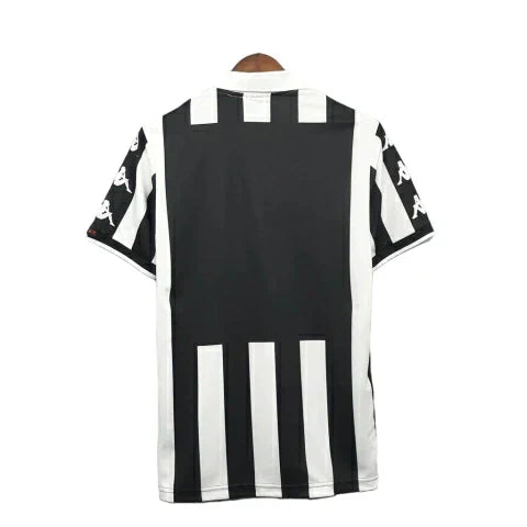 Camisa Juventus Retrô 2011/2012 Preta e Branca
