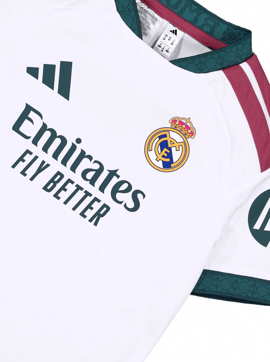Kit Infantil Real Madrid Home 26/27