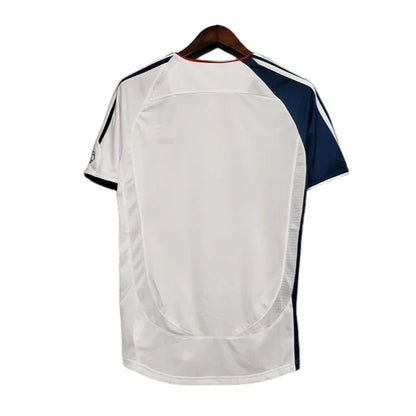 Camisa Liverpool Retrô 2006/2007 Branca